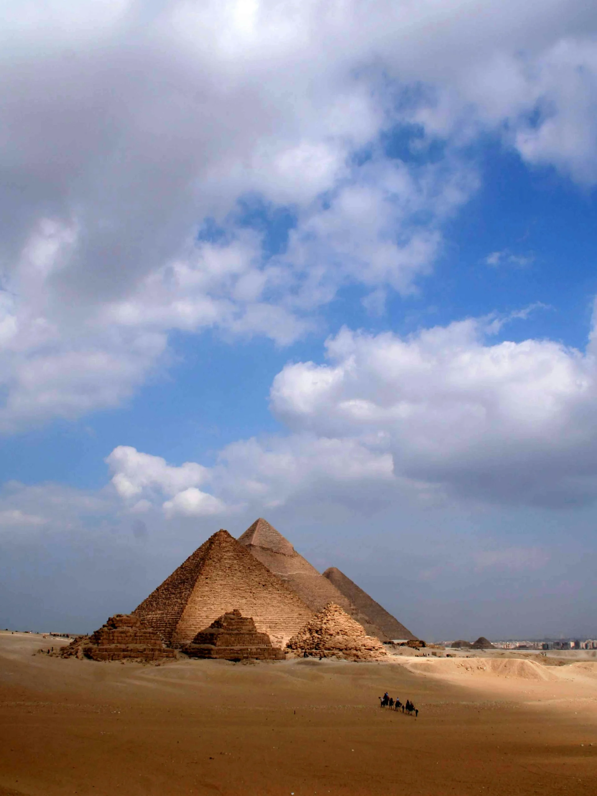 "Explore the Grand Egyptian Museum and the iconic Pyramids of Giza, showcasing Egypt’s ancient treasures and monumental history."